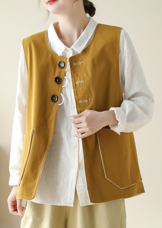 Elegantly Styled Coat for Everyday Wear