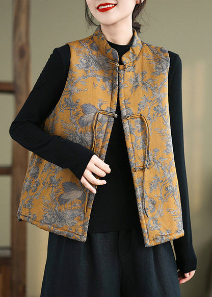 Effortlessly Elegant Coat with a Timeless Design
