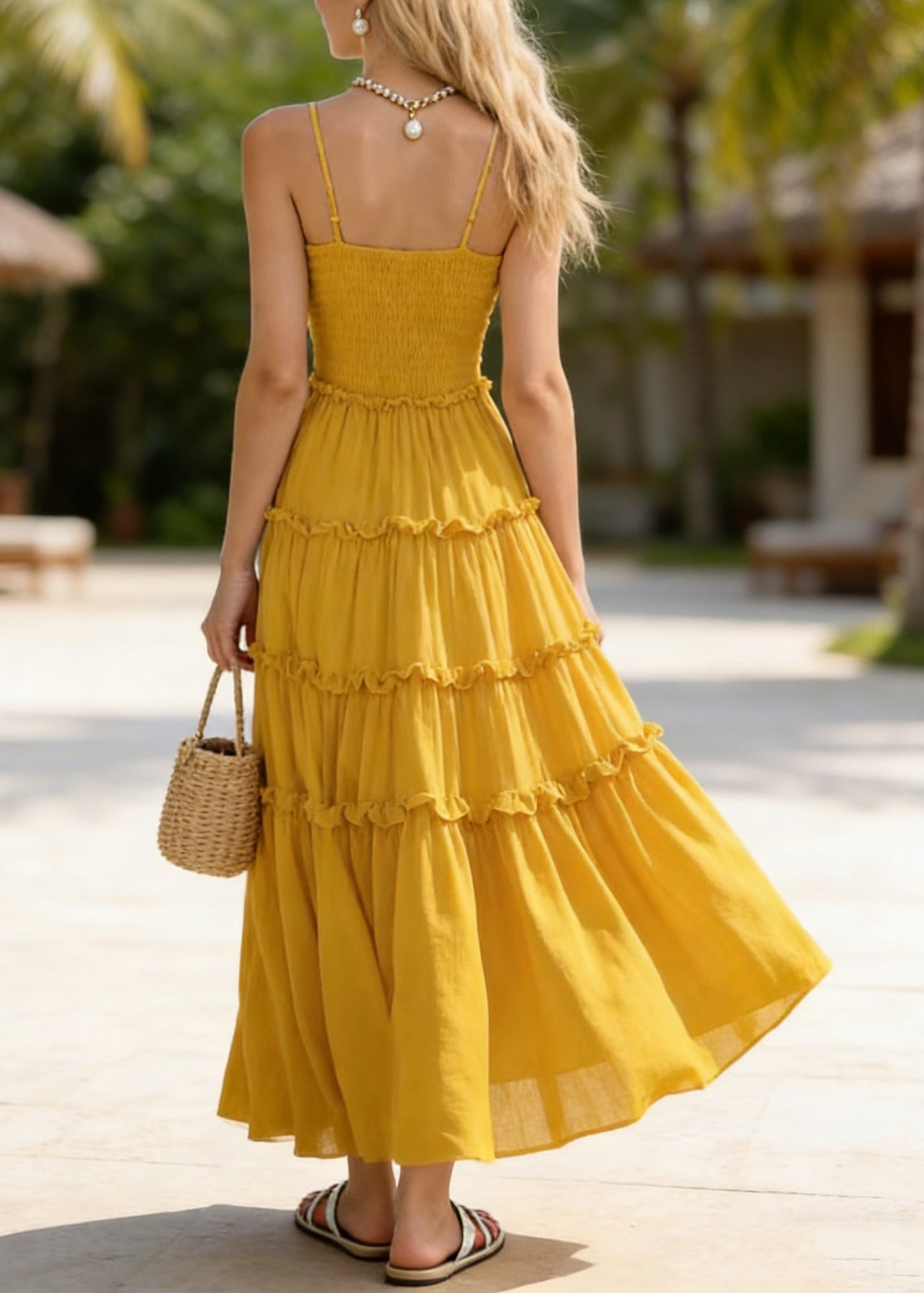 Beautifully Crafted Dress in a Classic Style