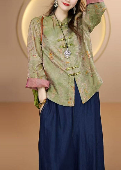 Well Tailored Cardigan with a Graceful Silhouette