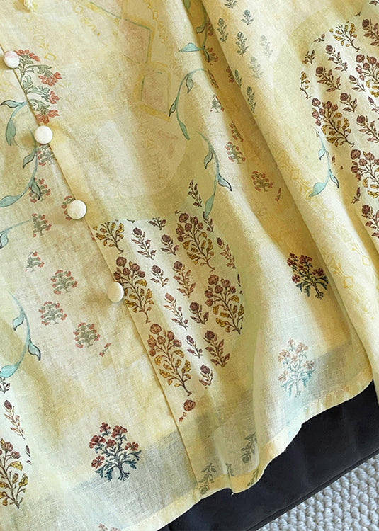 Classic Vintage & Enduringly Stylish Blouse