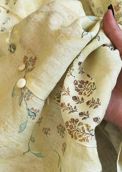 Classic Vintage & Enduringly Stylish Blouse
