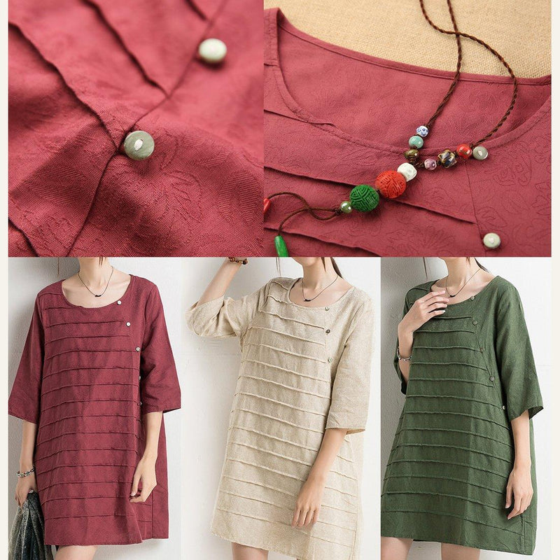 Classic Vintage Dress with a Flattering Fit