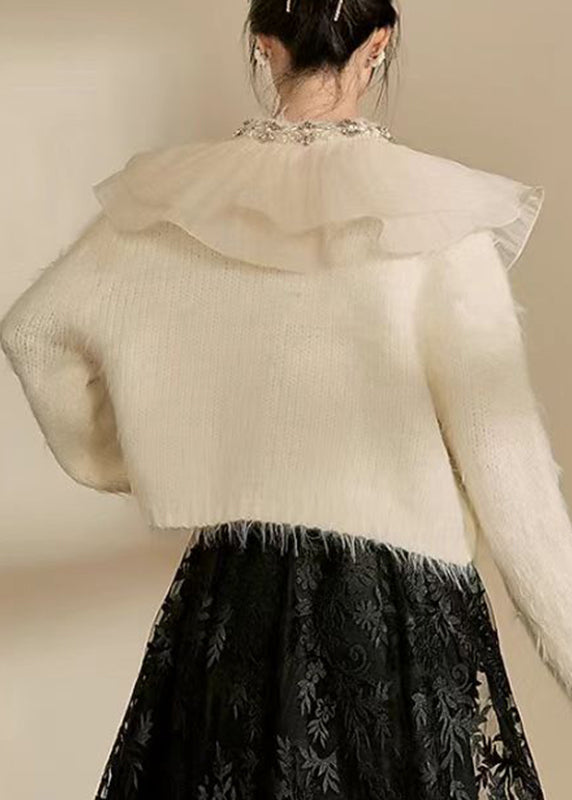Gracefully Styled Sweater for Any Occasion