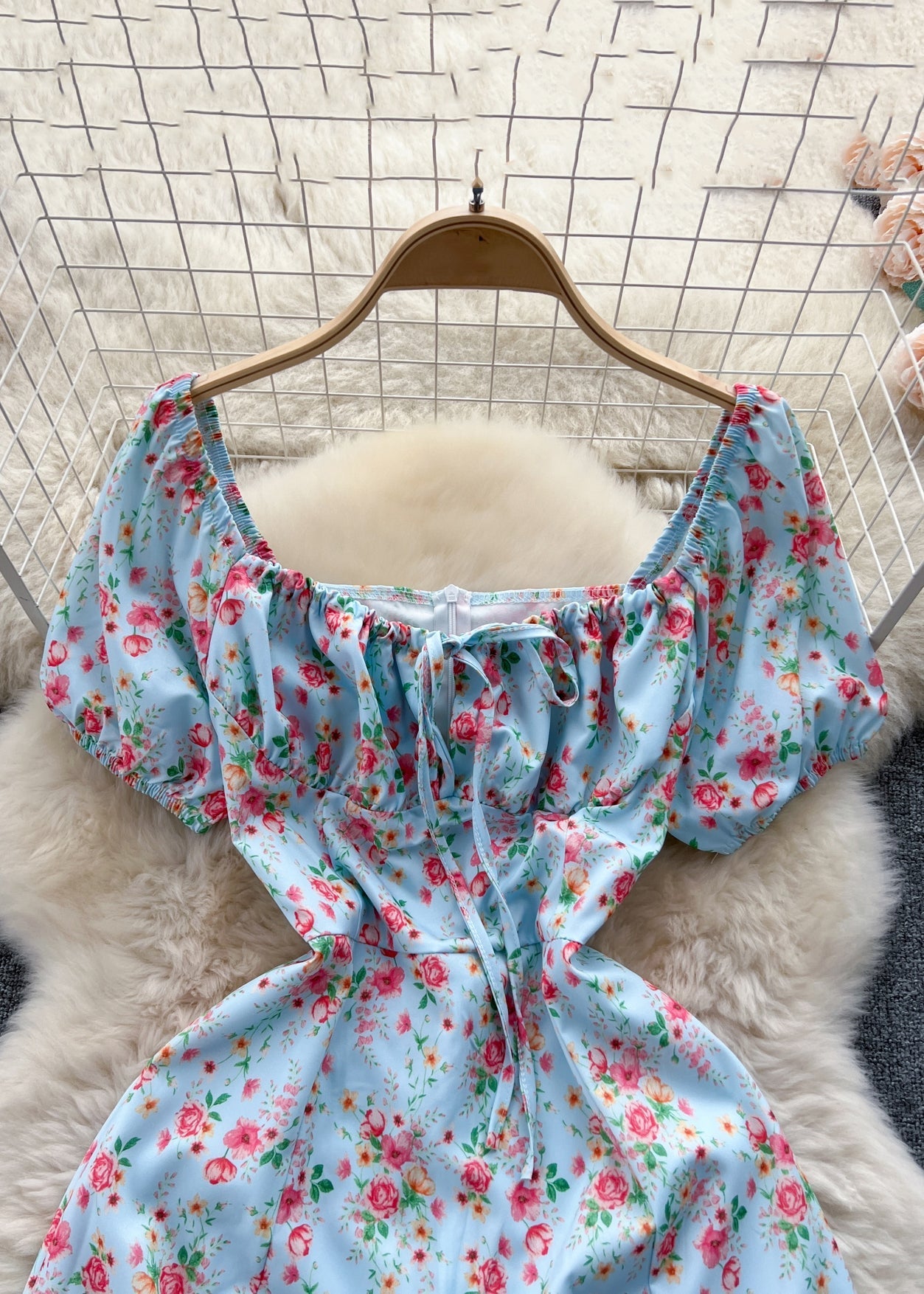Classic Vintage Dress with a Flattering Fit