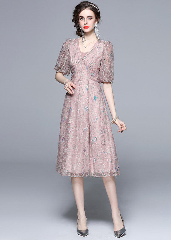 Classic Vintage Dress with a Flattering Fit