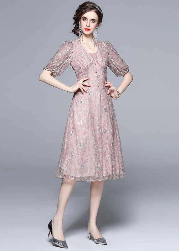 Classic Vintage Dress with a Flattering Fit