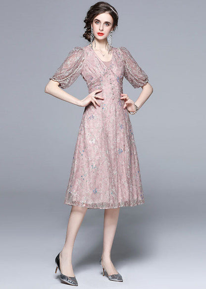 Classic Vintage Dress with a Flattering Fit