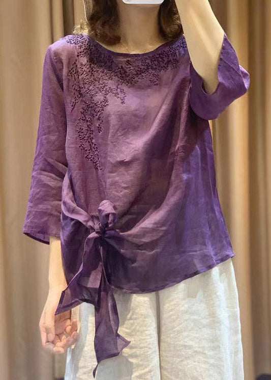 Effortlessly Elegant Top with a Timeless Design