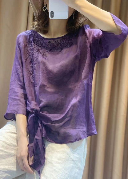 Effortlessly Elegant Top with a Timeless Design