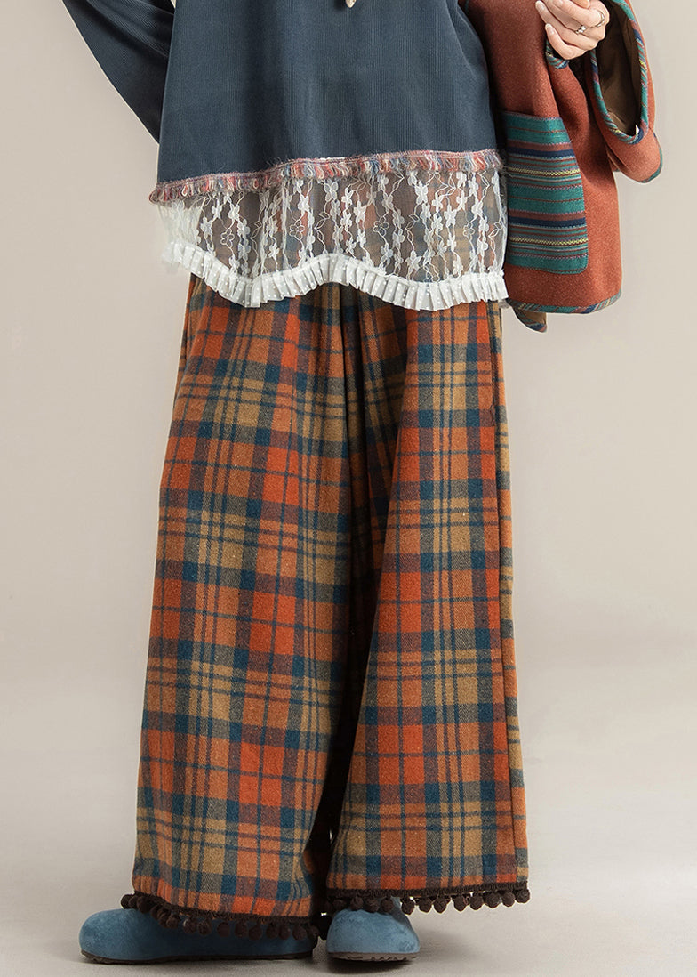 Effortlessly Elegant Pants with a Timeless Design