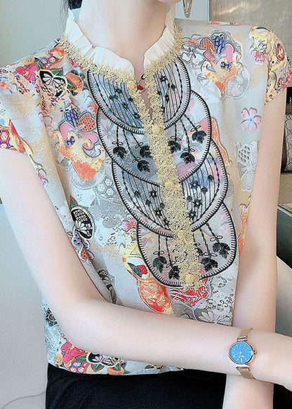 Gracefully Styled Blouse for Any Occasion