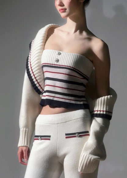 Effortlessly Elegant Cardigan with a Timeless Design
