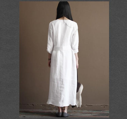 Effortlessly Elegant Dress with a Timeless Design
