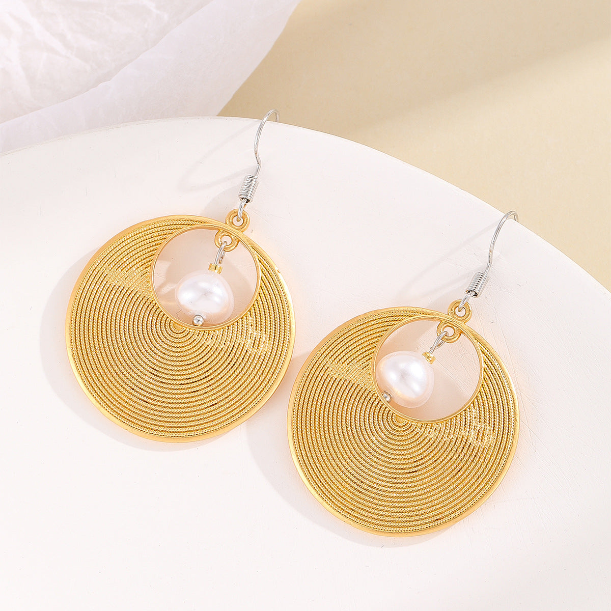 Elegant Perle Ørering til enhver lejlighed