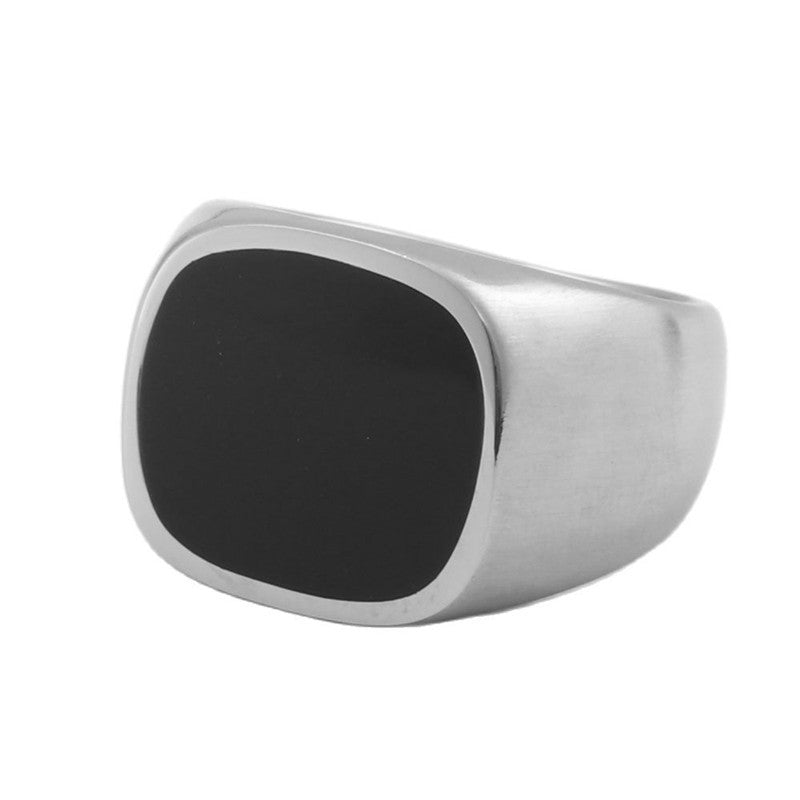 Klassisk Ring med tidløs elegance