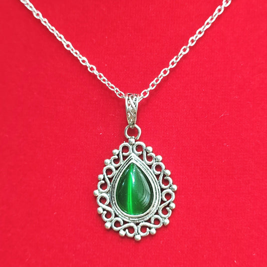 Klassisk Halskæde med tidløs elegance