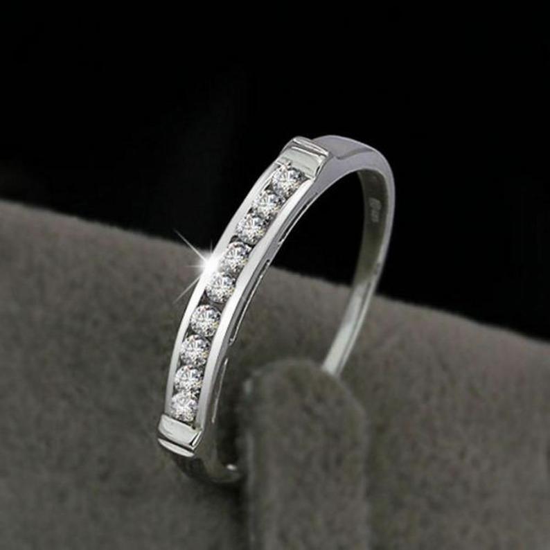 Smuk Smykkesæt med unik stil