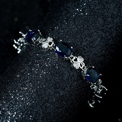 Klassisk Armbånd med tidløs elegance