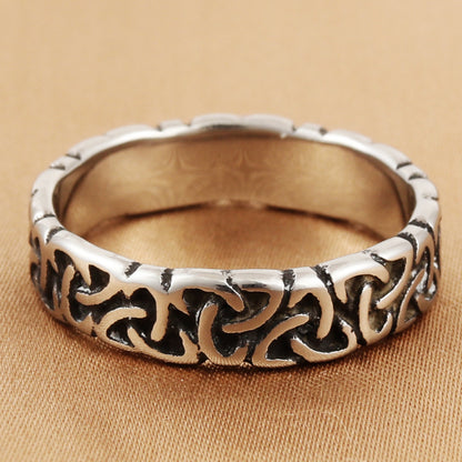 Klassisk Ring med tidløs elegance