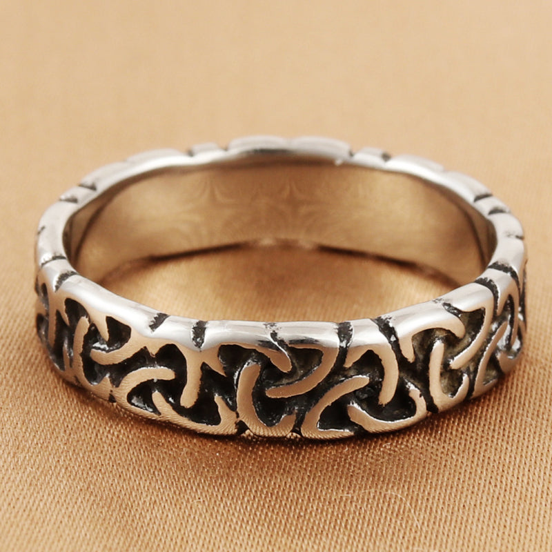 Klassisk Ring med tidløs elegance