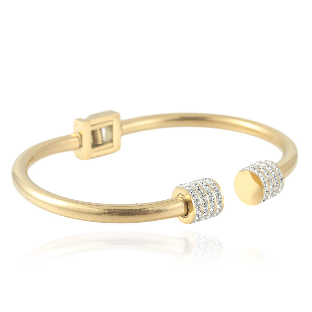 Klassisk Armbånd med tidløs elegance