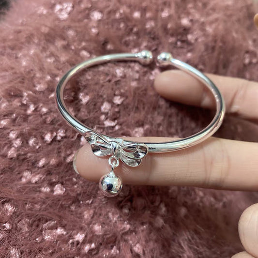 Klassisk Armbånd med tidløs elegance