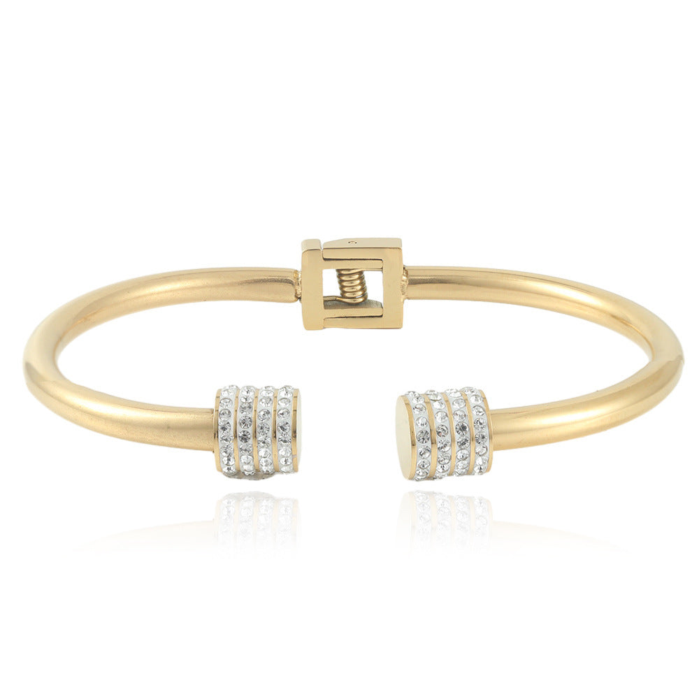 Klassisk Armbånd med tidløs elegance