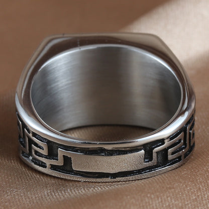 Klassisk Ring med tidløs elegance