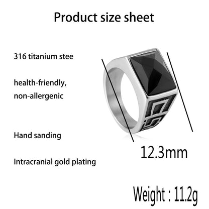 Klassisk Ring med tidløs elegance