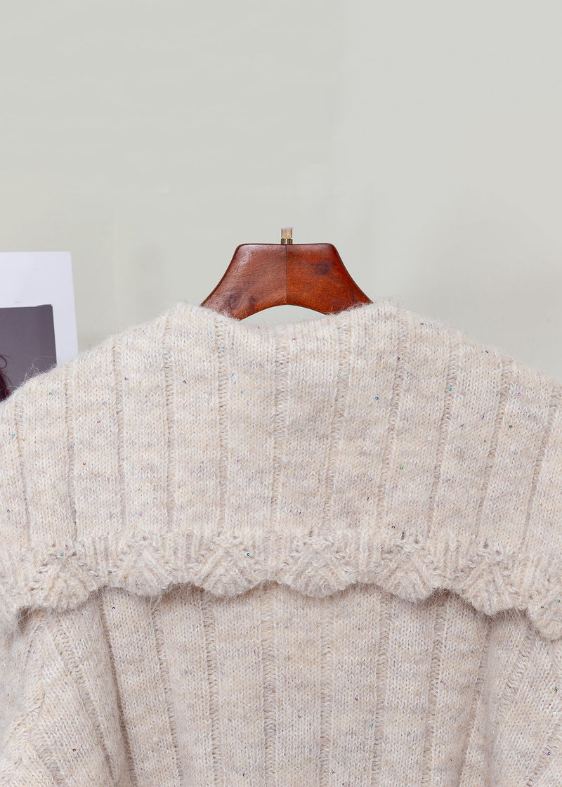 Polished Sweater with an Effortless Classic Look