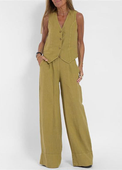 Sophisticated Garment with a Clean Classic Look