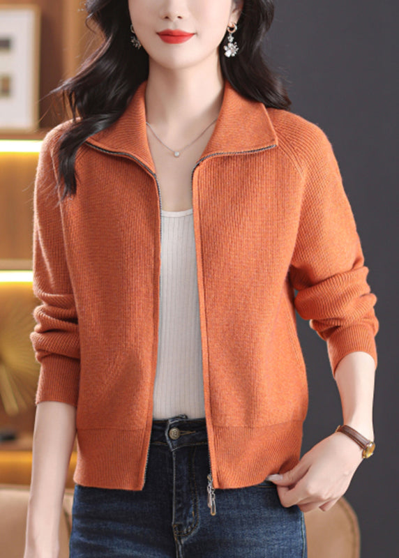 Effortlessly Elegant Cardigan with a Timeless Design
