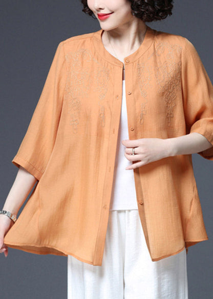 Effortlessly Elegant Top with a Timeless Design