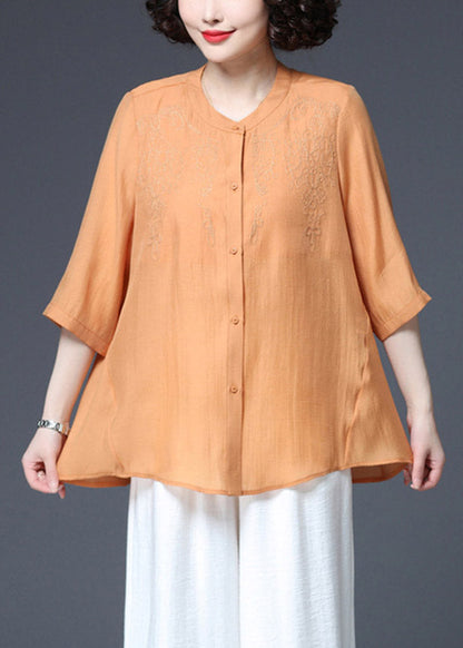 Effortlessly Elegant Top with a Timeless Design