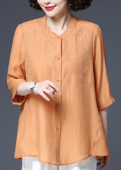 Effortlessly Elegant Top with a Timeless Design