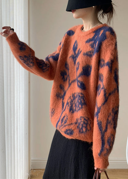 Effortlessly Elegant Sweater with a Timeless Design