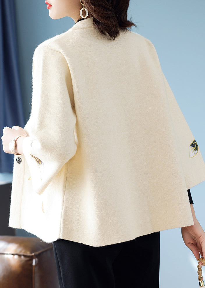 Sophisticated Coat with a Clean Classic Look