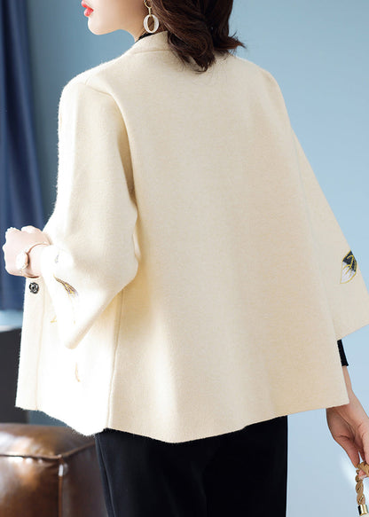 Sophisticated Coat with a Clean Classic Look