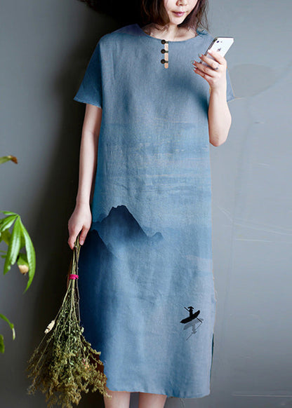 Beautifully Finished Dress in a Timeless Design