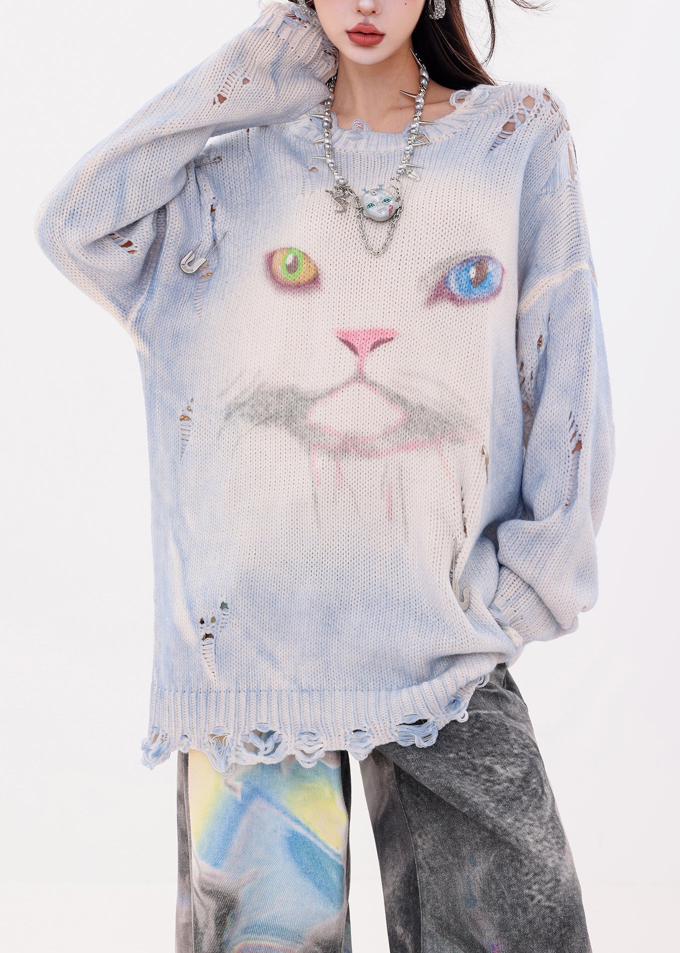Classic Vintage Sweater with a Flattering Fit
