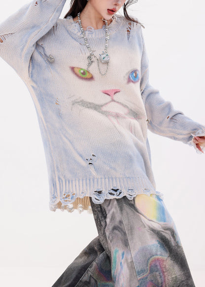 Classic Vintage Sweater with a Flattering Fit