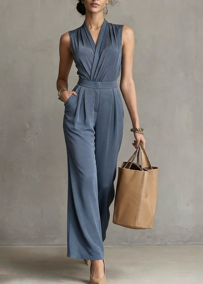 Well Tailored Pants with a Graceful Silhouette