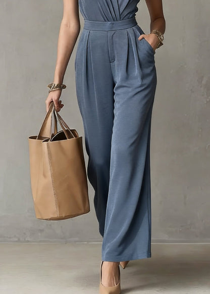 Well Tailored Pants with a Graceful Silhouette