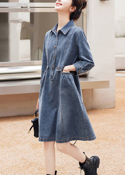 Sophisticated Dress with a Clean Classic Look