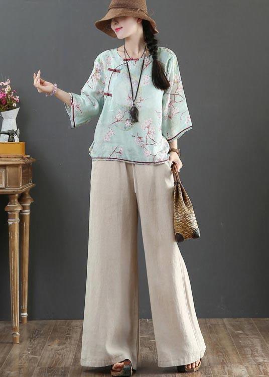Beautifully Balanced Top with Timeless Character