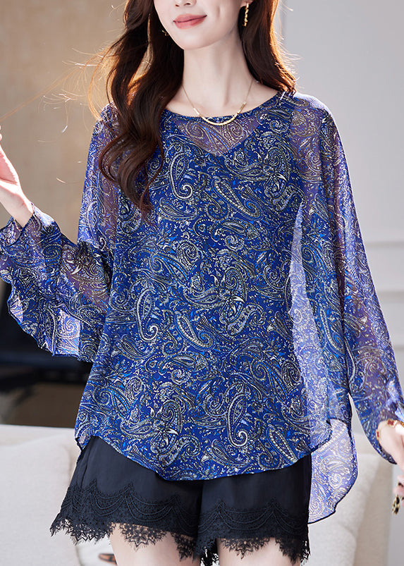 Sophisticated Blouse with a Clean Classic Look