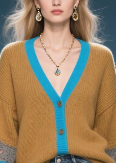 Effortlessly Elegant Cardigan with a Timeless Design