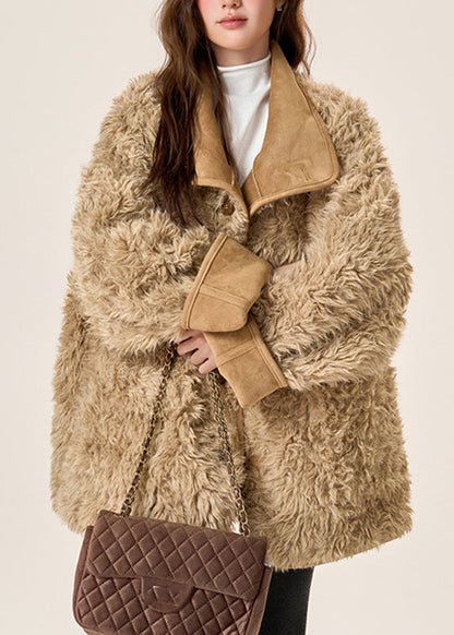 Classic Vintage Coat with a Flattering Fit