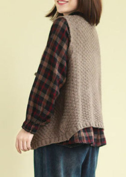Gracefully Styled Garment for Any Occasion